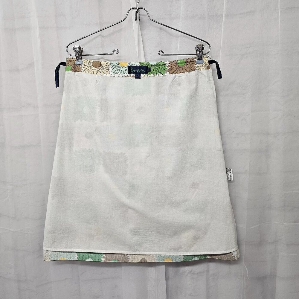 Boden A-Line Skirt with Green, Brown, and Yellow Floral Pattern.  US Size 8 - Picture 9 of 13